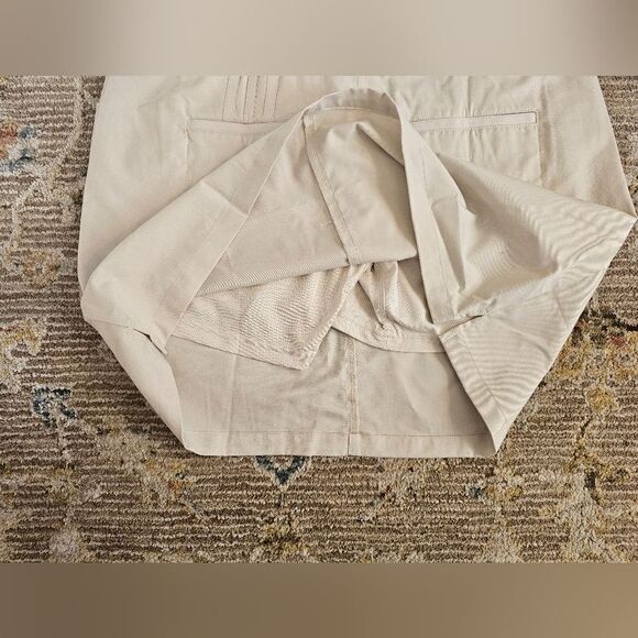 NWT Adidas skirt with built in shorts sz 8 and total length is 18" - Picture 2 of 5